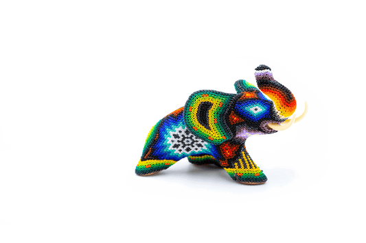 Elefante Pequeño - Obra de Arte Huichol